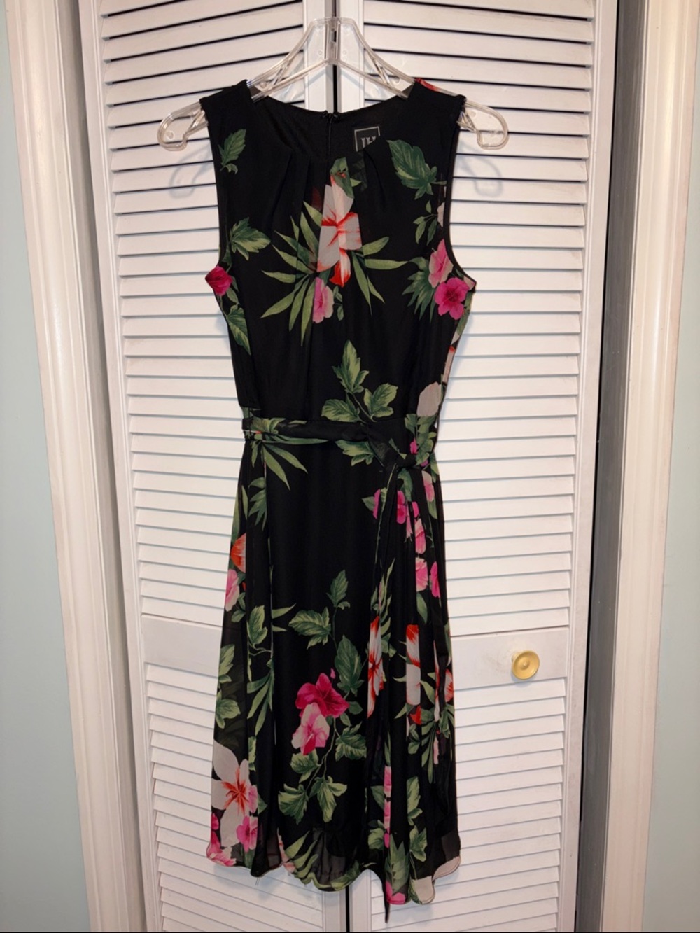 Black Floral Midi Dress with Tie Waist Size4